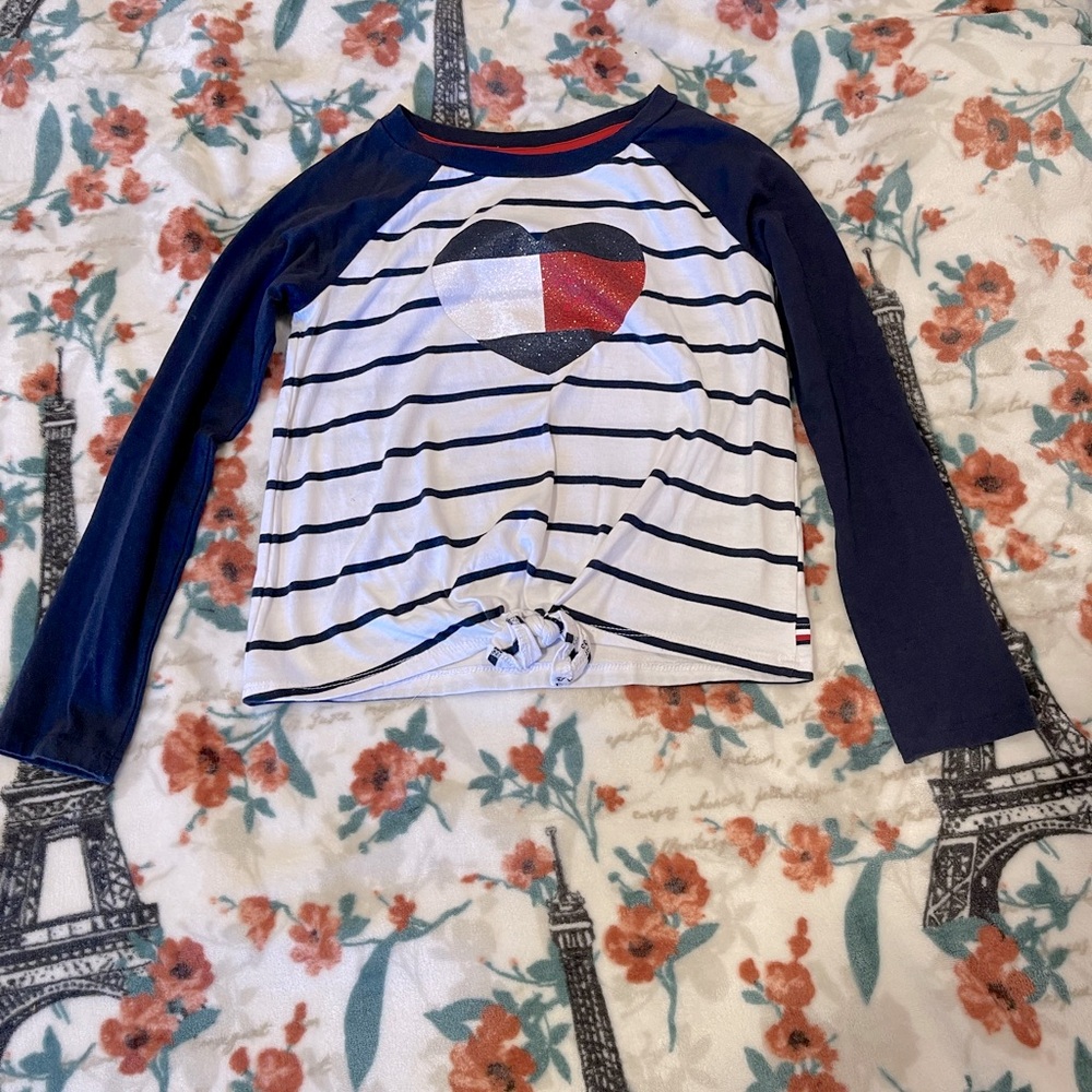 Tommy Hilfiger Striped Sparkly Heart Tee size M (8/10)